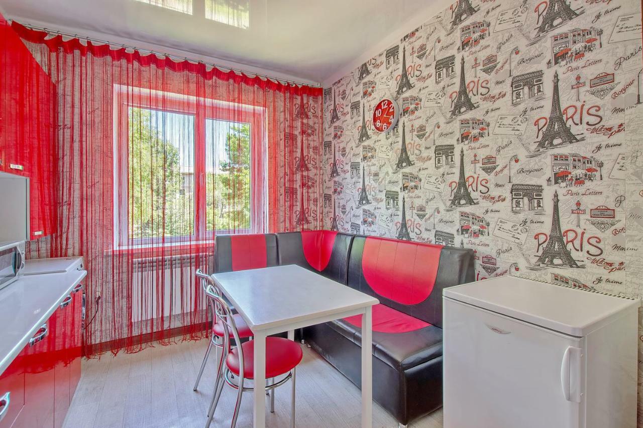 Cozy Apartment On Rozybakiev 145. Atakent Almaty Extérieur photo